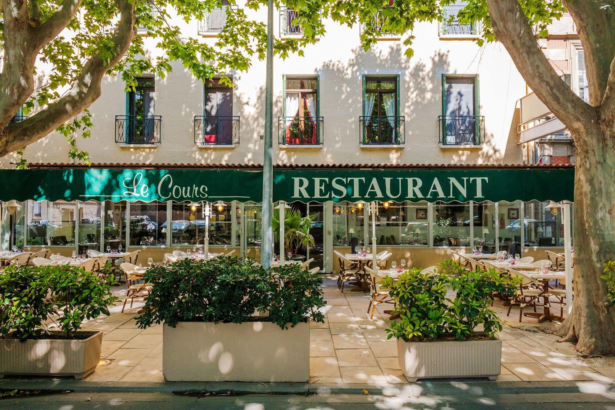 Logis Hotel Restaurant Le Cours Saint-Gilles  Exterior foto